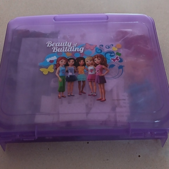 Friends Beauty of Building Case and Legos - Picture 1 of 13
